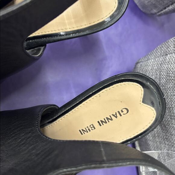 Gianni Bini Black Buckle Detail Sandals Size 10 M - Picture 10 of 12